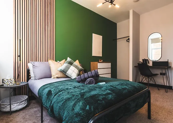 Dreamy Derby City Apartment Free Wi-Fi & Parking